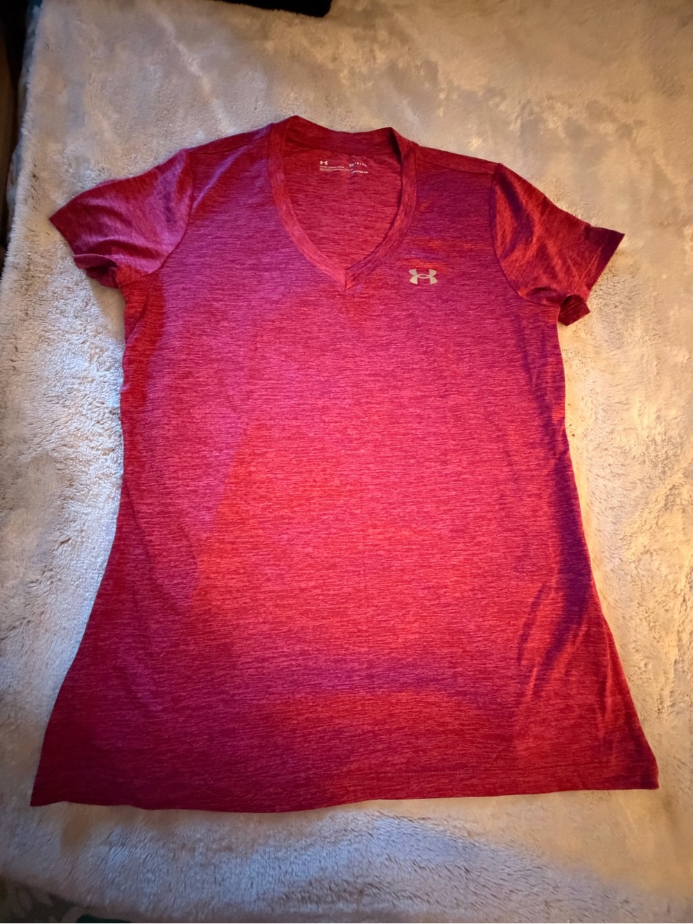 Under Armour Women’s Heathered Raspberry V-Neck Performance Tee